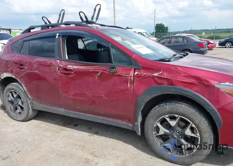 2019 Subaru Crosstrek 2.0I Premium z USA, uszkodzony, nr VIN JF2GTACC1KH359400